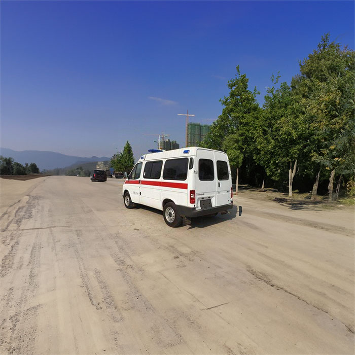 广东省东莞东华医院租私家救护车转院到新疆医科大附属医院救护车转运病人-救护车出租