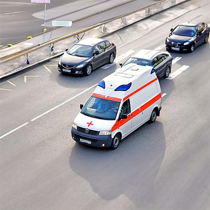 武警广东省总队医院租私人救护车转院到青海省第三人民医院国内救护车价格