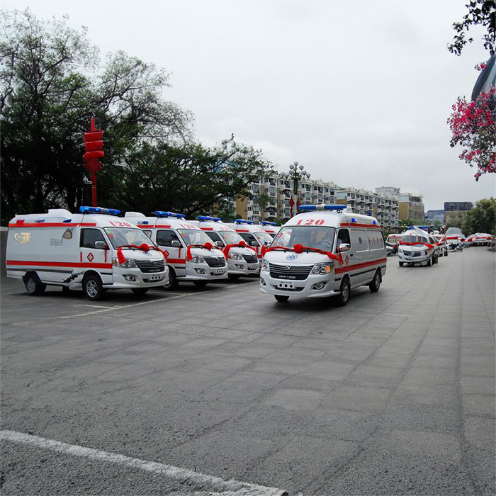 广东省广州医学院附属医院租救护车护送到云南省肿瘤医院（昆明医学院第三附属医院）救护车车出租