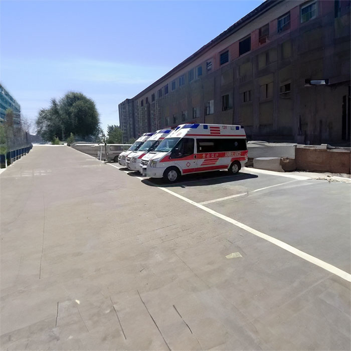 深圳深圳救护车租赁病重回老家到江门市江海区叫救护车电话号码