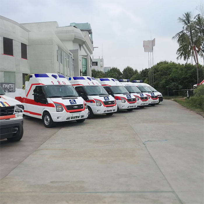 深圳深圳120急救车出租康复回老家到清远市阳山县救护车护送病人回家电话