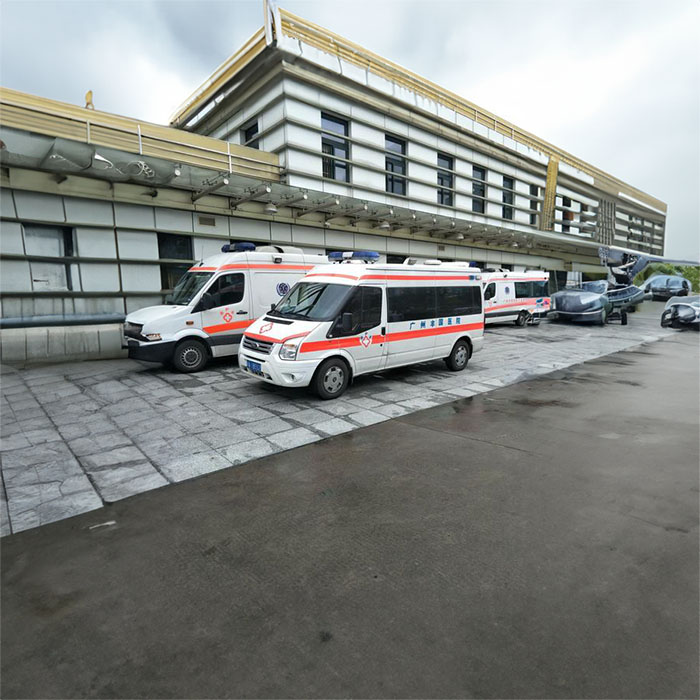 深圳深圳120救护车租赁康复回家到清远市救护车拨打电话