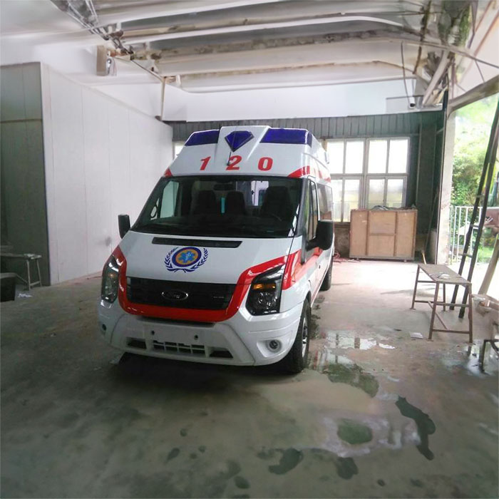 罗湖广东珠海市中医院120私人救护车租赁到大连大学附属中山医院（中山医院）救护车长途送病人收费标准
