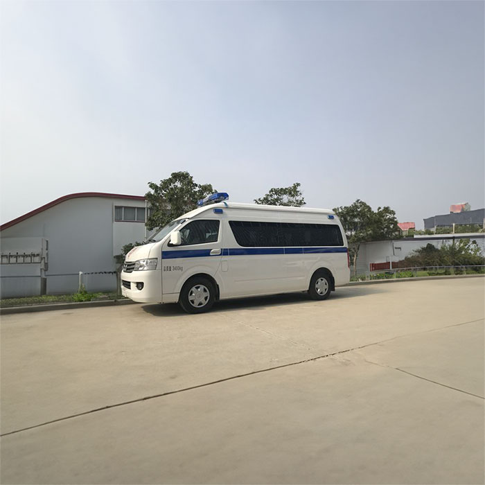 深圳深圳120救护车租赁病重回老家到汕尾市海丰县救护车咨询电话