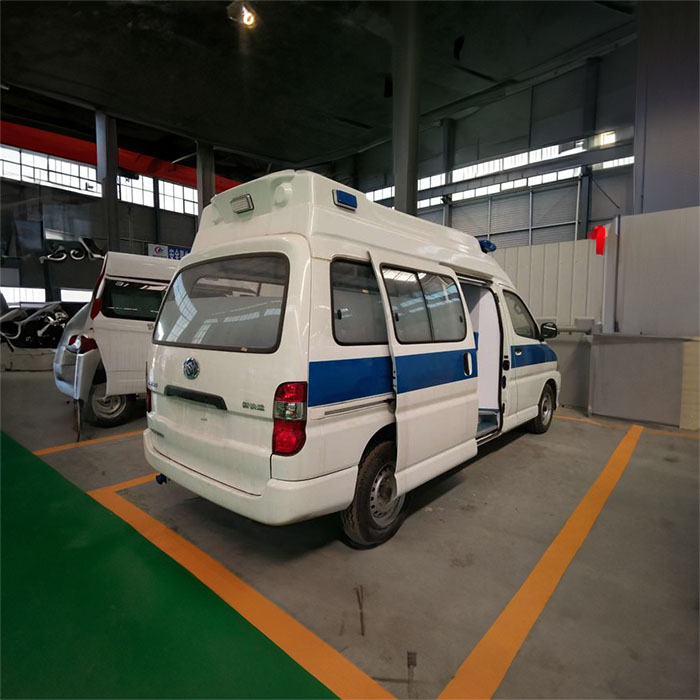 深圳深圳急救车租赁出院回家到江门市鹤山市救护车急救电话是多少