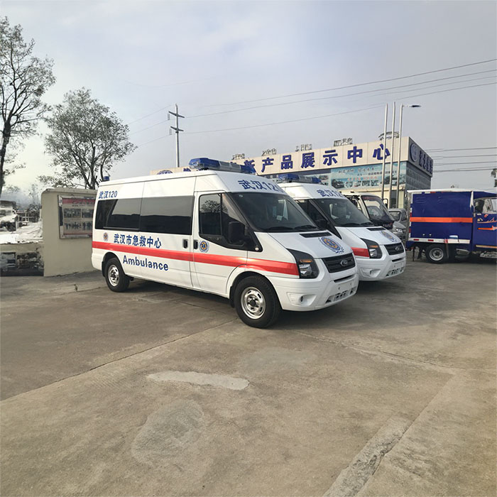 罗湖广东佛山市第二人民医院预约私人救护车租赁到乌鲁木齐市口腔医院长途救护车转运服务-救护车出租