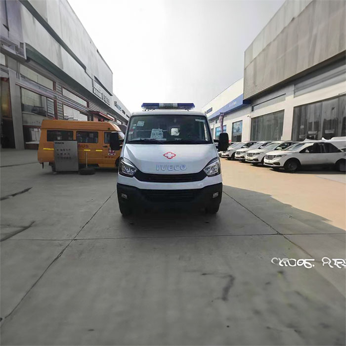 深圳深圳急救车出租出院返乡到梅州市急救车出租联系方式