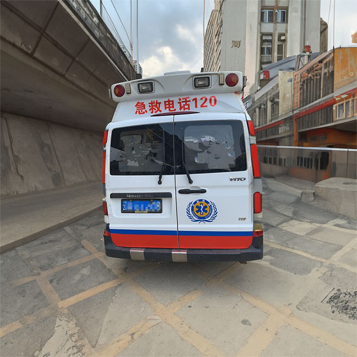 深圳深圳急救车出租出院回老家到韶关市私人救护车电话