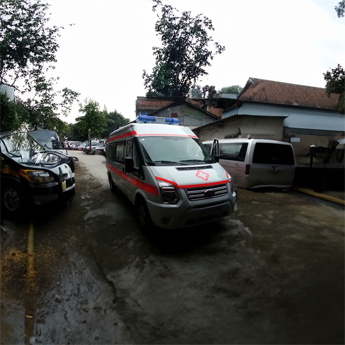 深圳深圳急救车租赁病重返乡到湛江市雷州市私人救护车租车联系电话
