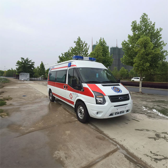 罗湖广州医学院口腔医院120私人救护车租赁到海南省农垦三亚医院省救护车多少钱