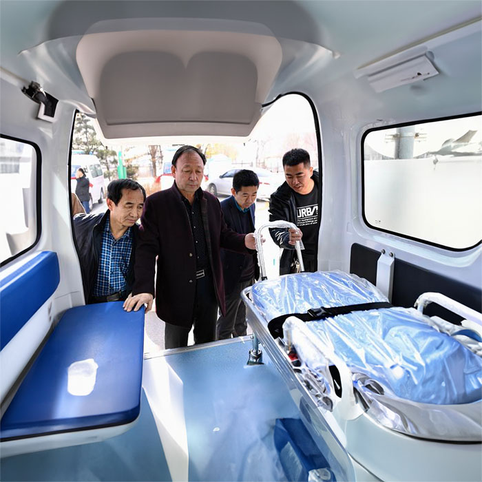 深圳深圳急救车租赁康复回老家到阳江市市辖区转院接送车电话