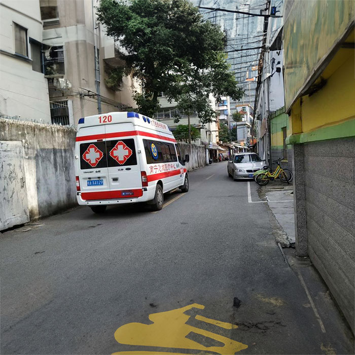 罗湖广东佛山市禅城区中心医院租120私人急救车到南昌市医院（南昌大学第三附属医院、江西医学院第三附属医院）长途救护车是怎么收费的?