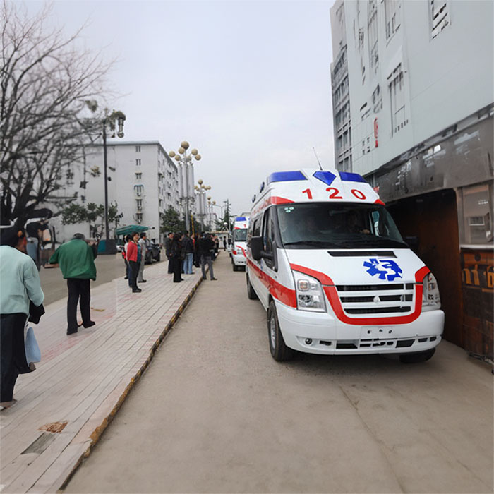 罗湖广东省中山市小榄人民医院私人救护车租赁到新疆生产建设兵团总医院附近救护车电话