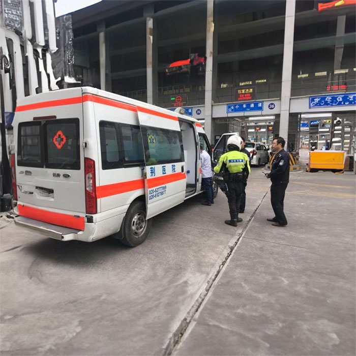 罗湖广东茂名市人民医院租用私人救护车到咸宁学院附属第二医院救护车转运怎么联系-救护车出租