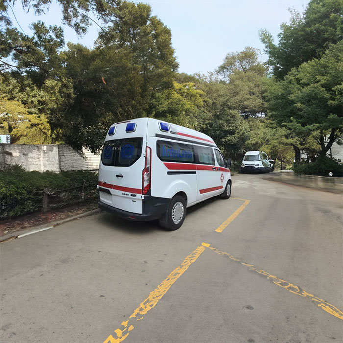 罗湖广东省广州银行医院租私人急救车到重庆市妇幼保健院（重庆市妇产科医院）救护车出租