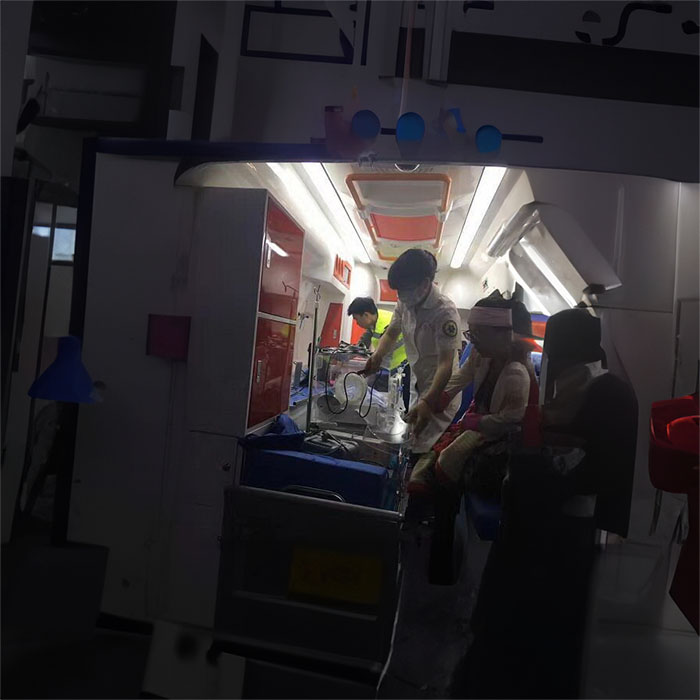 深圳深圳120急救车租赁康复护送到肇庆市市辖区救护车服务电话
