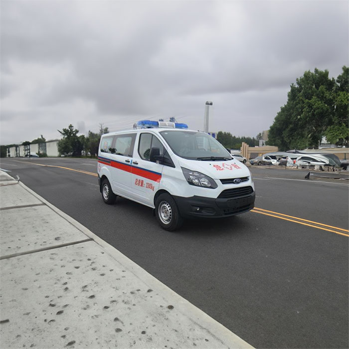 深圳深圳120急救车租赁病重回老家到肇庆市端州区护送病人车电话