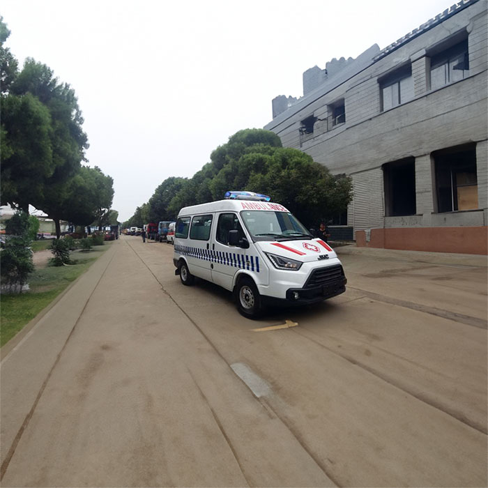 深圳深圳救护车租赁康复回家到湛江市坡头区救护车电话是什么