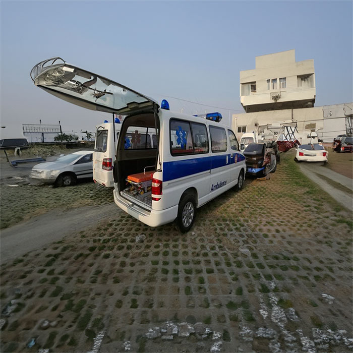 深圳深圳救护车出租出院回家到肇庆市怀集县转院怎么联系救护车