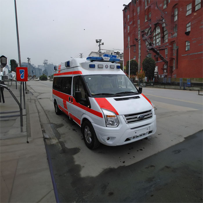 中山大学肿瘤研究所租私人救护车转院到黑龙江省第三医院叫救护车得多少钱