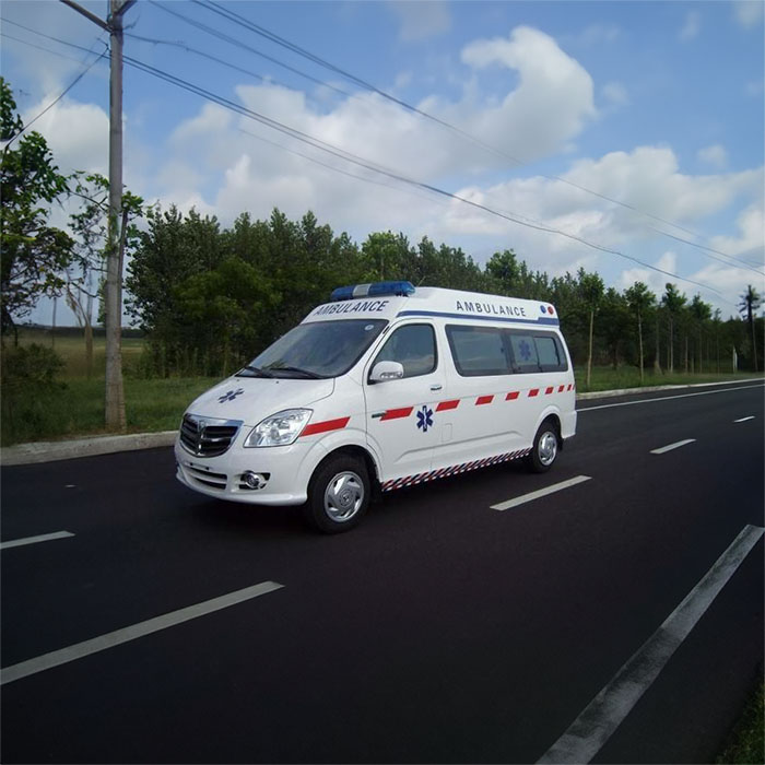 深圳深圳120急救车租赁病重回老家到佛山市高明区附近救护车电话