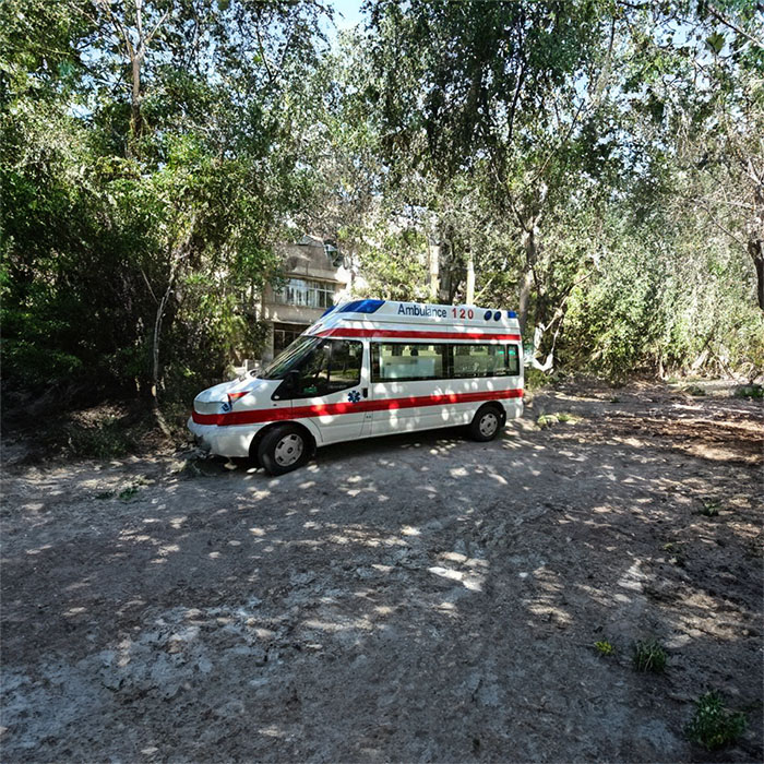 深圳深圳急救车租赁病重返乡到汕尾市市辖区个人救护车出租电话