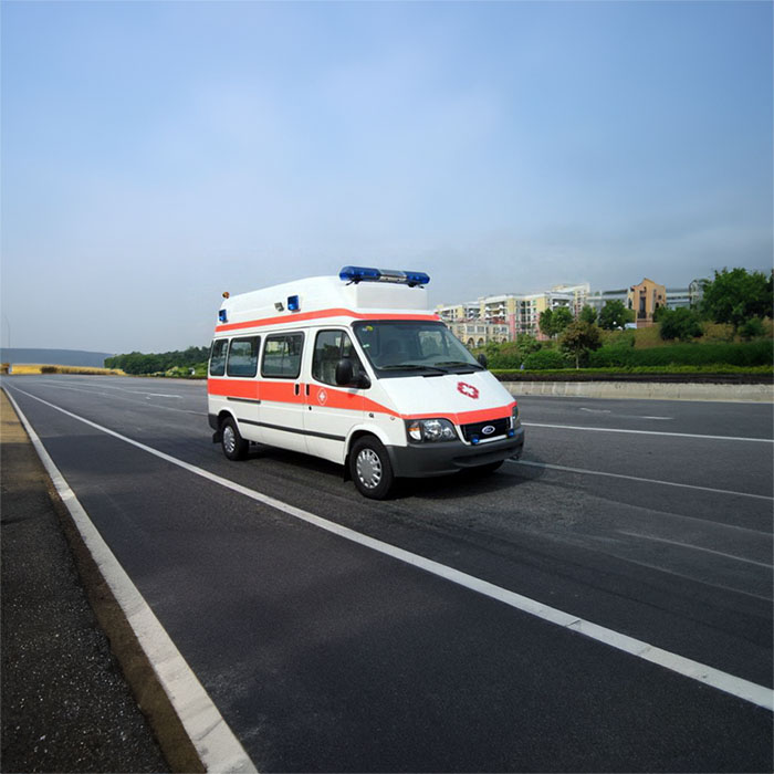 深圳深圳急救车租赁病重返乡到湛江市霞山区120转运车电话