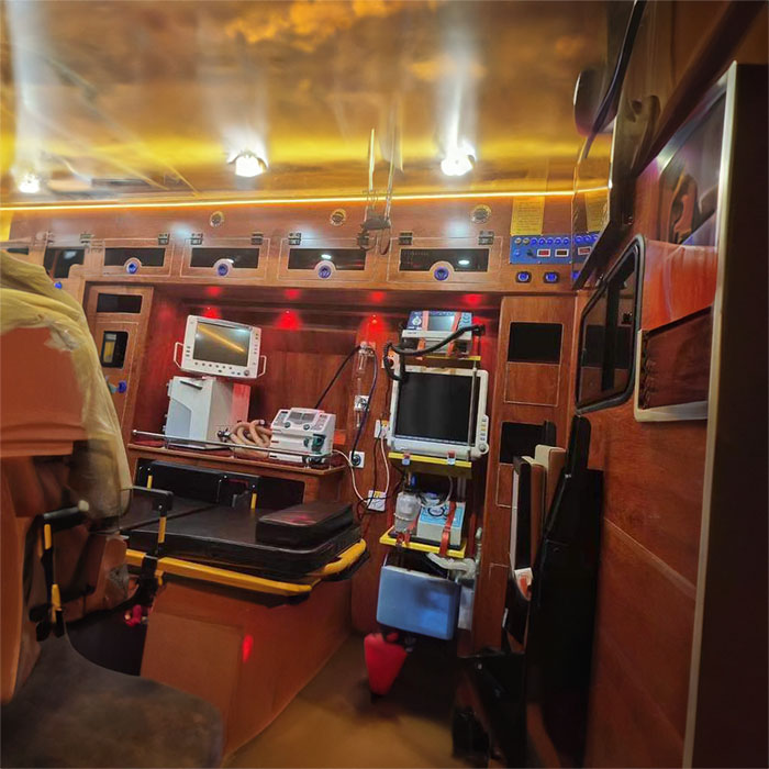 深圳深圳救护车出租出院返乡到河源市救护车的电话多少