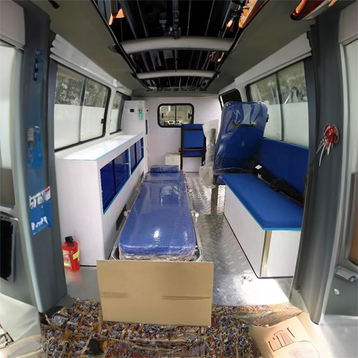 深圳深圳救护车租赁病重返乡到云浮市云城区个人救护车出租电话