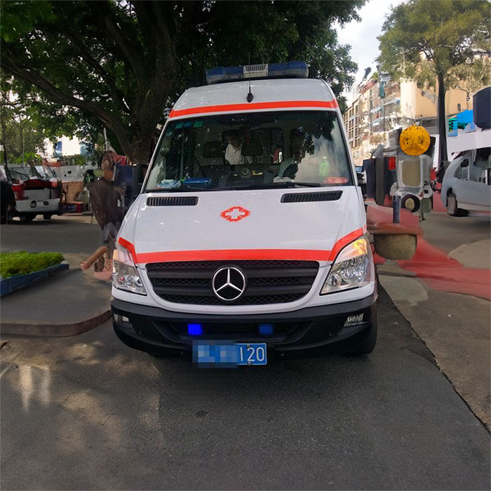 肇庆市人民医院租私家救护车转院到内蒙古医学院附属医院120救护车出租