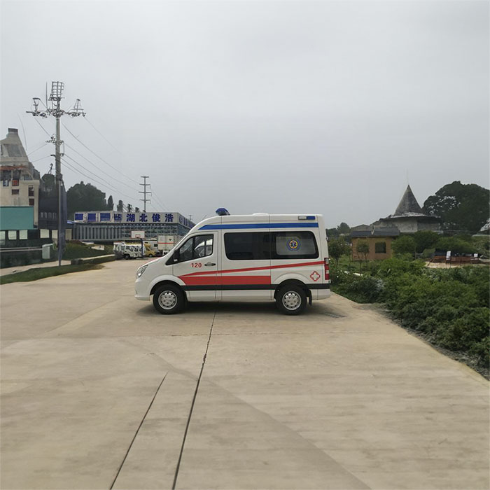 深圳深圳120救护车出租出院回家到茂名市茂港区病人接送服务车电话