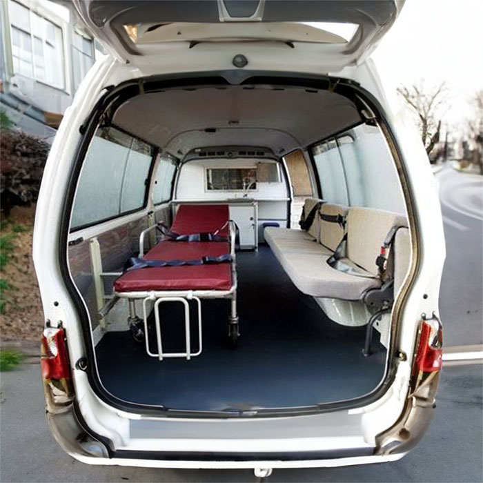 深圳深圳救护车租赁出院回老家到河源市市辖区救护车出租预约电话