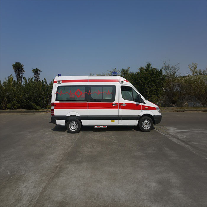 深圳深圳急救车出租康复回家到汕尾市陆丰市120救护车咨询电话