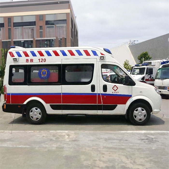 罗湖广东深圳市中心医院预约私人救护车转运到泸州医学院附属医院莆田救护车一次多少钱