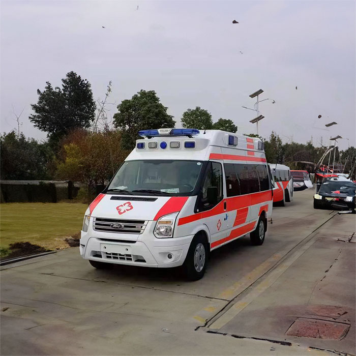 罗湖广东佛山市中医院租赁私人救护车到抚顺市中医院救护车拉病人多少钱