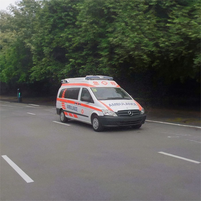 龙岗南方医科大学深圳宝安医院租赁私家救护车到葛洲坝水利水电集团公司中心医院救护车一般是怎么收费的