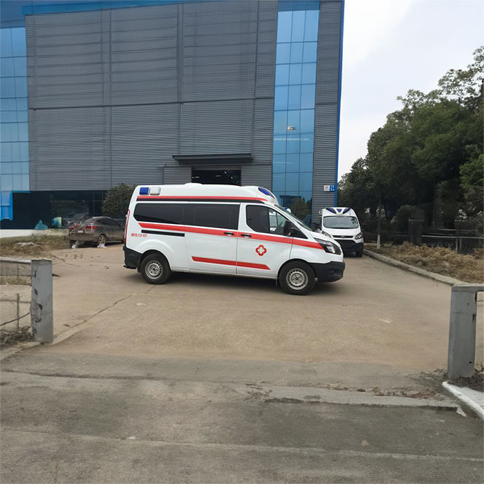 龙岗广东省广州医学院口腔医院租救护车护送到江西省胸科医院（江西省第三人民医院）哪里有救护车租赁