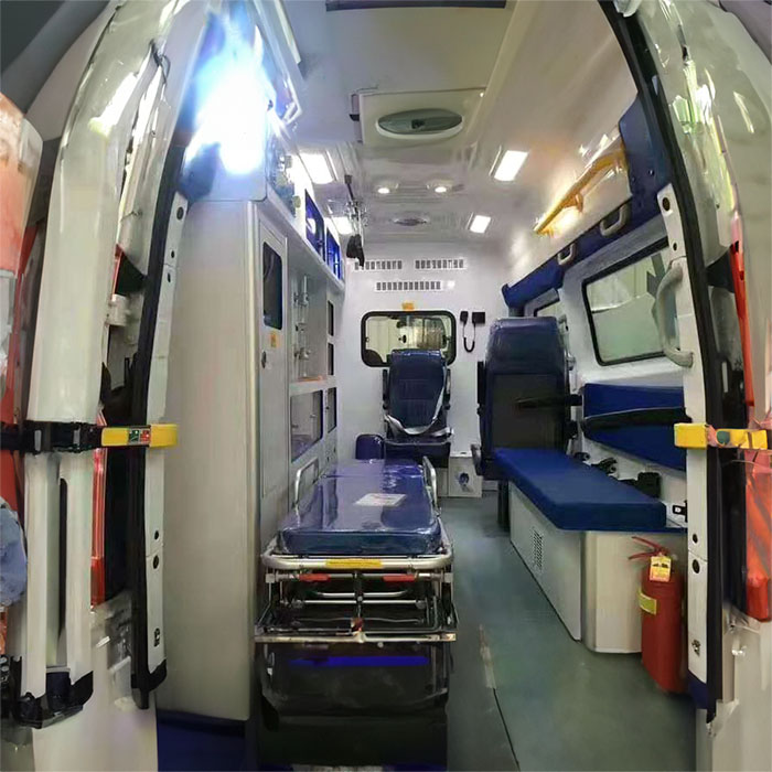 龙岗广东东莞市人民医院救护车出租到大理州人民医院救护车电话