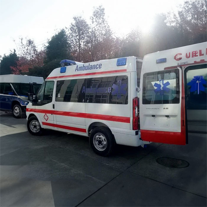 龙岗广州空军医院租赁私家救护车到上海人民医院宝山分院（吴淞中心医院）救护车异地转运-救护车出租