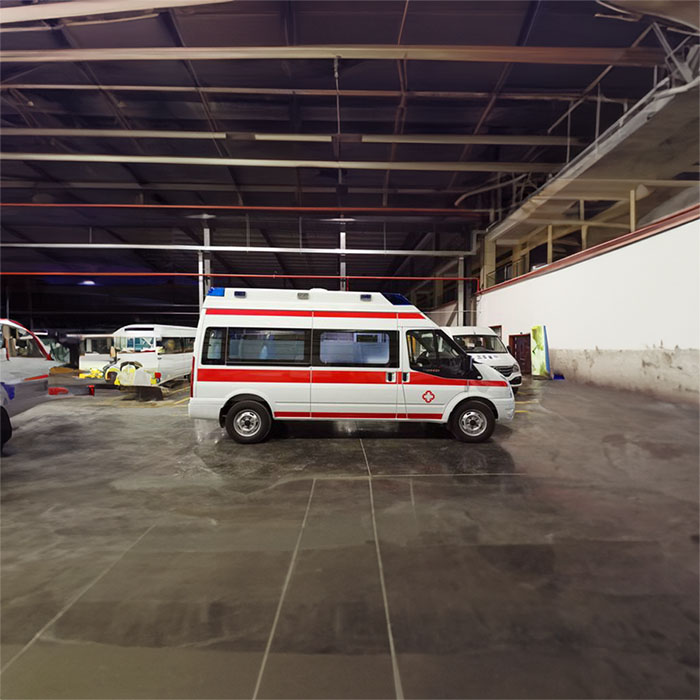 龙岗广东暨南大学医学院第四附属医院租私人救护车转院到复旦大学附属肿瘤医院（上海市肿瘤医院、上海市红十字肿瘤医院）监护转运型救护车-救护车出租