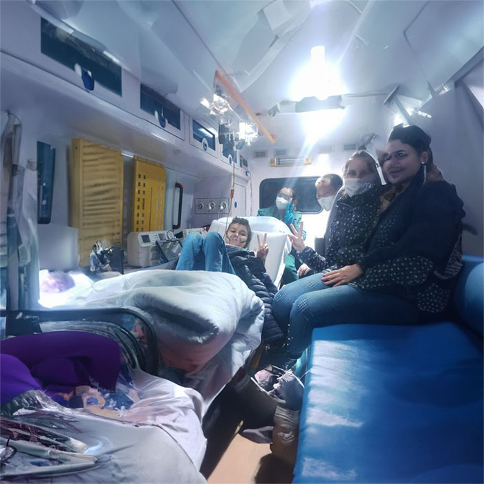 深圳深圳120急救车租赁出院回老家到肇庆市德庆县如何自己联系救护车