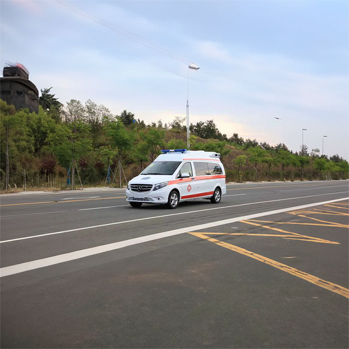 龙岗广东省中山二院租120私人急救车到常州市中医医院呼叫一次救护车多少钱