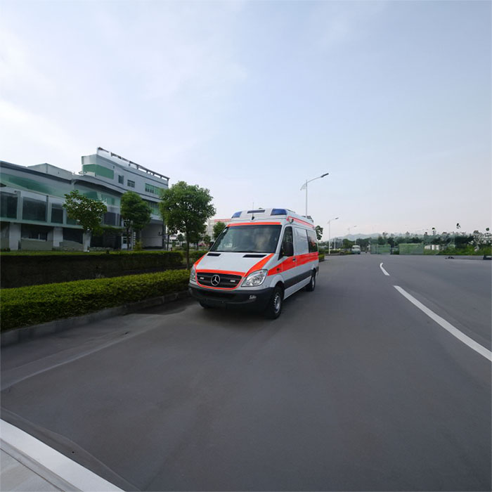 深圳深圳120急救车租赁出院回老家到东莞市紧急电话号码