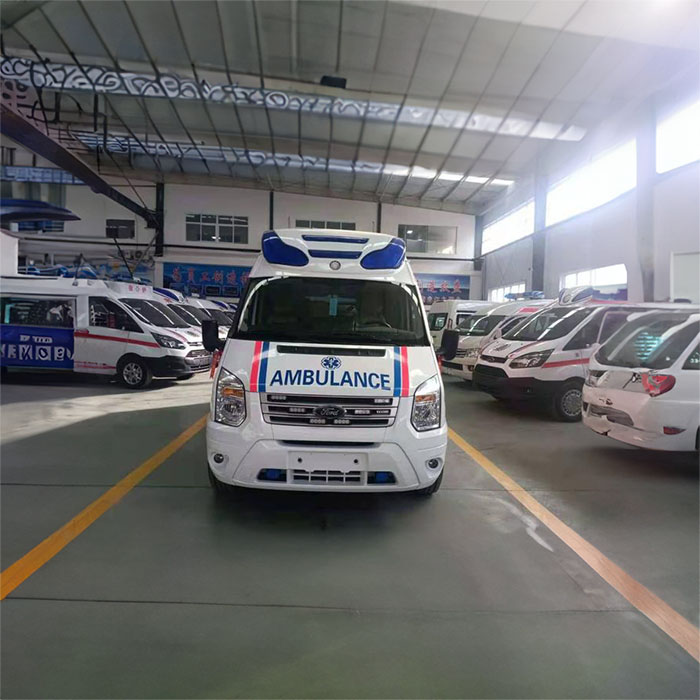 深圳深圳救护车出租出院返乡到揭阳市出租私人救护车联系电话