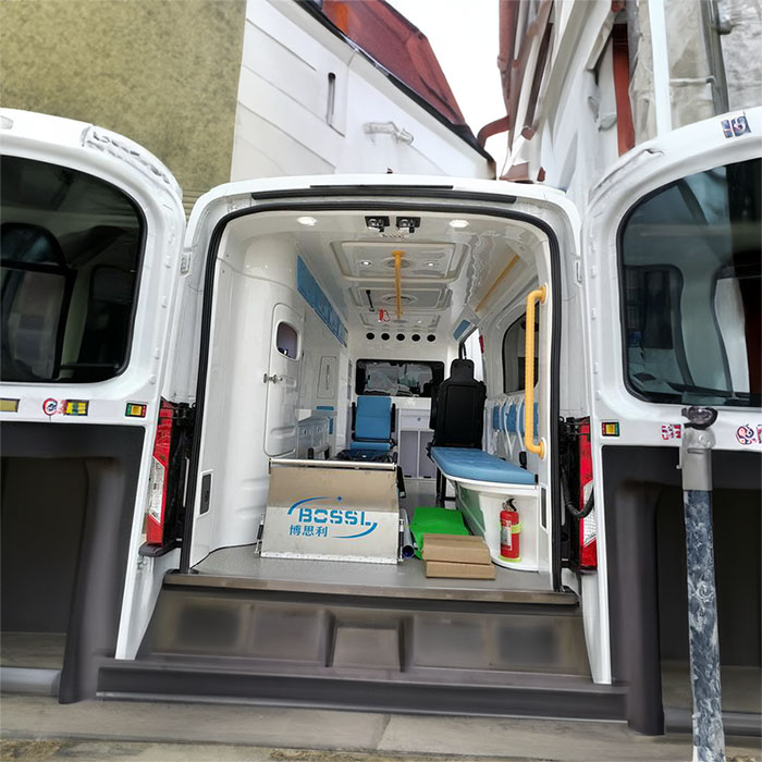 龙岗广东省东莞市厚街医院租120私人急救车到哈尔滨骨伤科医院（骨伤医院）租赁救护车