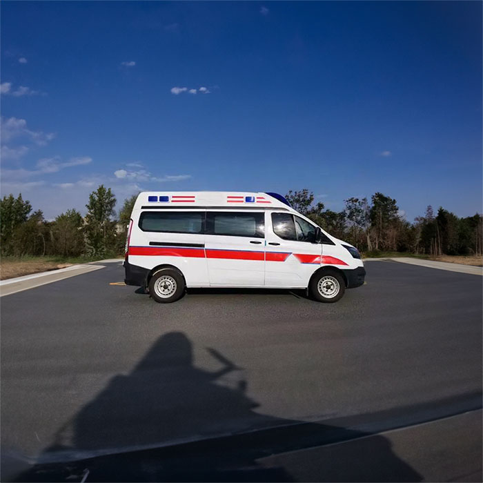 龙岗广东广东番禺中心医院租赁私家救护车到长春市儿童医院跨省救护车出租