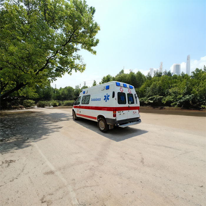 龙岗广东佛山市第四人民医院私人救护车出租到安顺市人民医院救护车电话