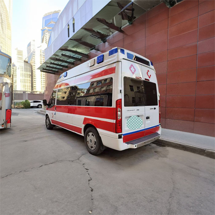 龙岗东莞市人民医院出租急救车护送到遵义市人民医院长途病人转运救护车-救护车出租