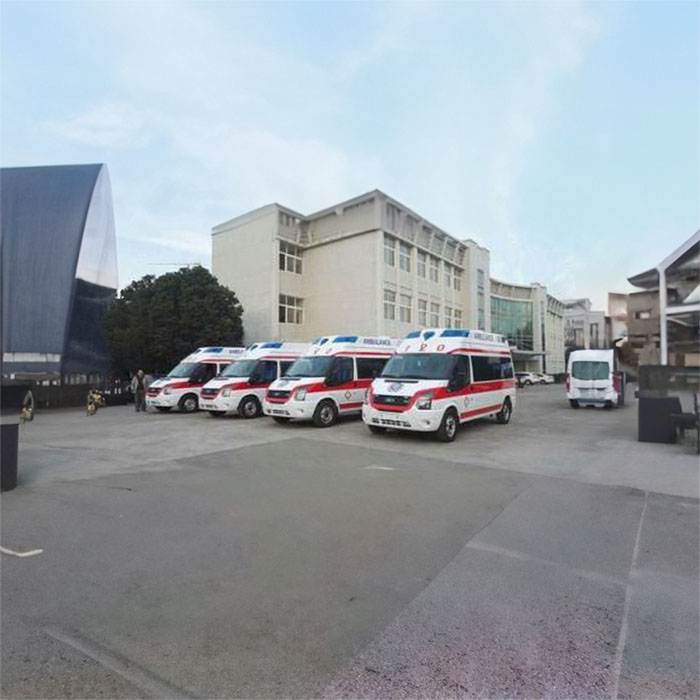 深圳深圳救护车出租出院回家到梅州市丰顺县运送病人的车电话