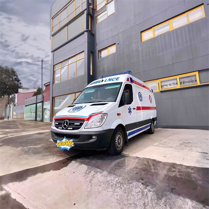 深圳深圳120急救车出租出院回老家到广州市花都区私人救护车联系电话